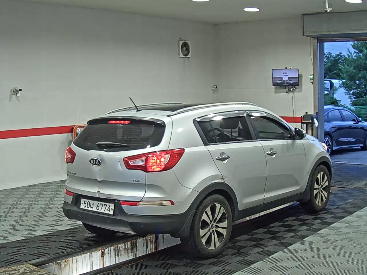 2012 - kia sportage