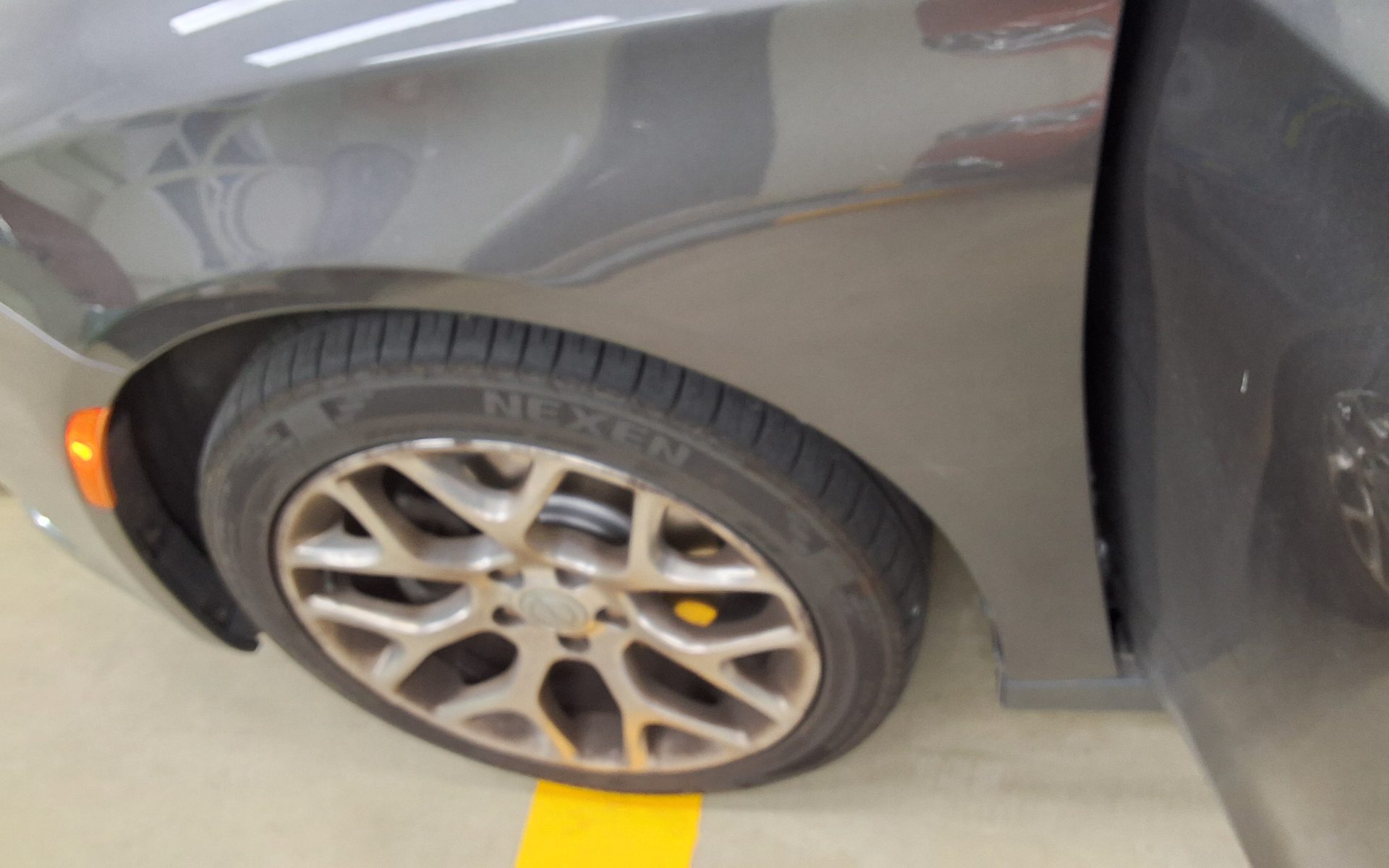 2015 - chrysler chrysler 200
