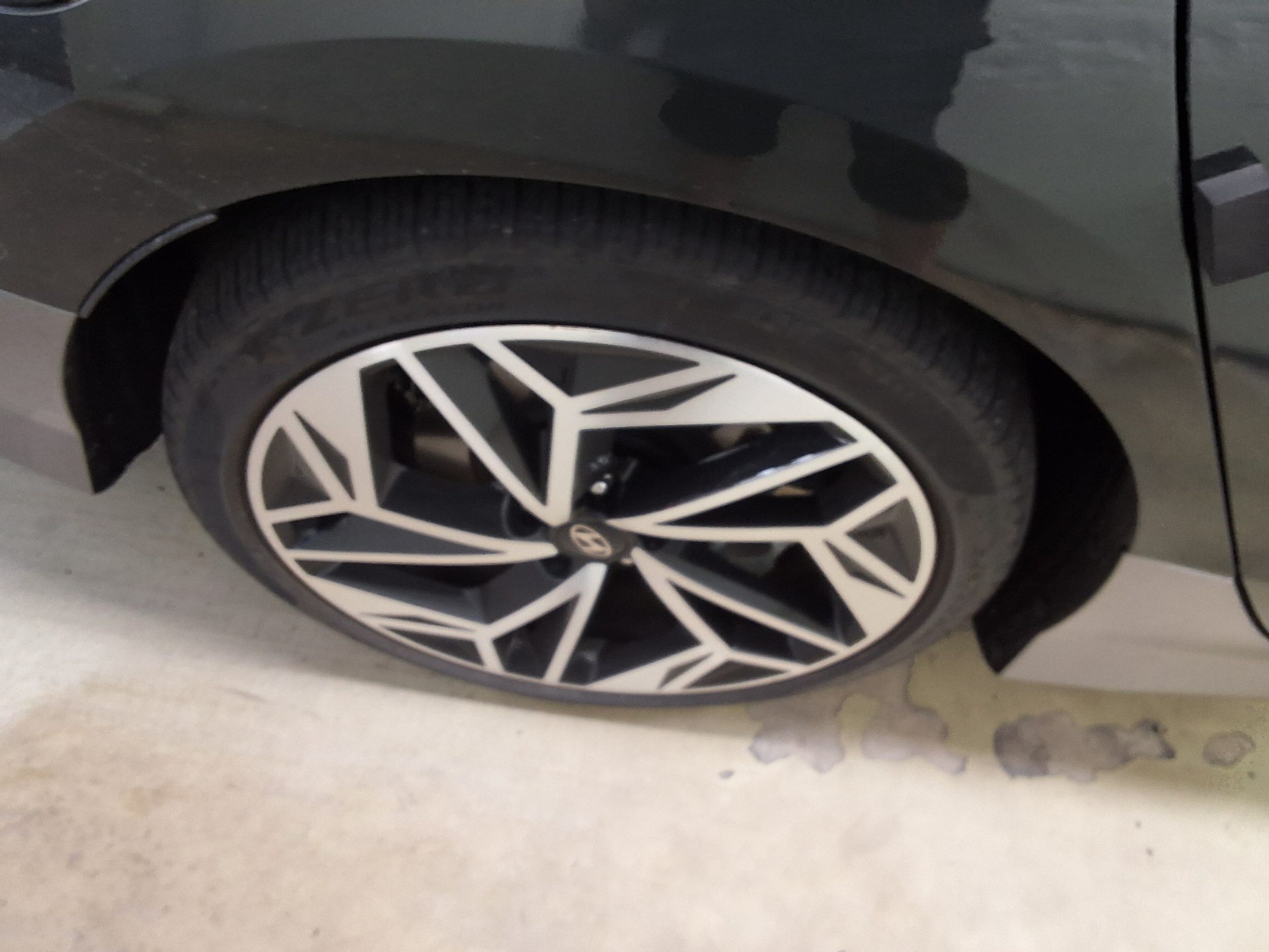 2023 - hyundai ioniq