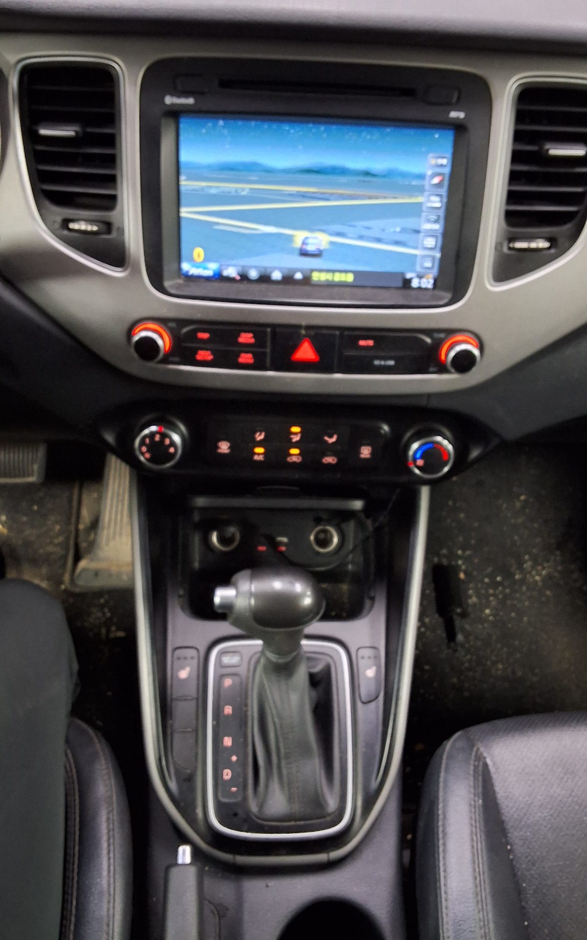 2017 - kia carens