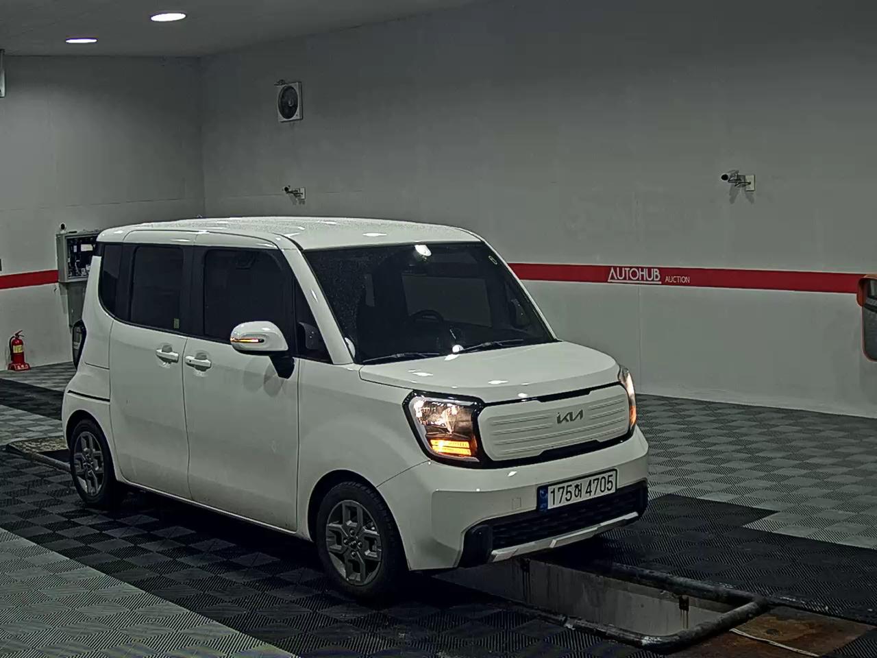 2023 - kia ray