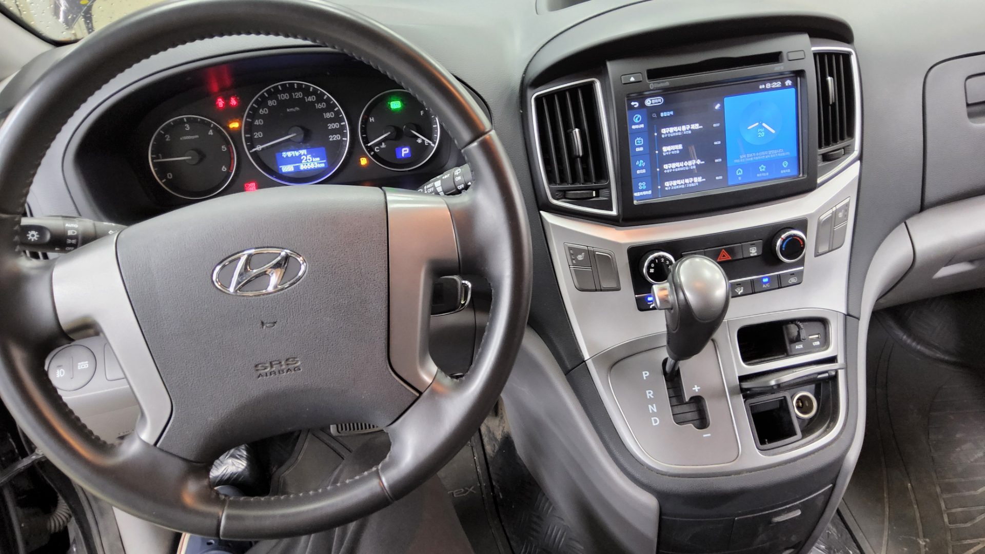 2021 - hyundai grand starex
