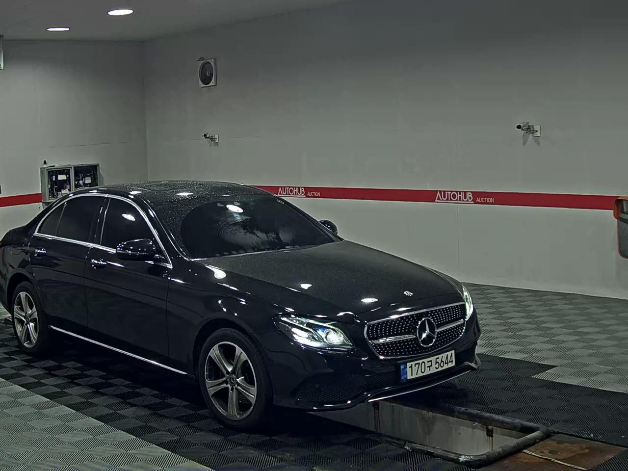2018 - mercedes-benz e220d