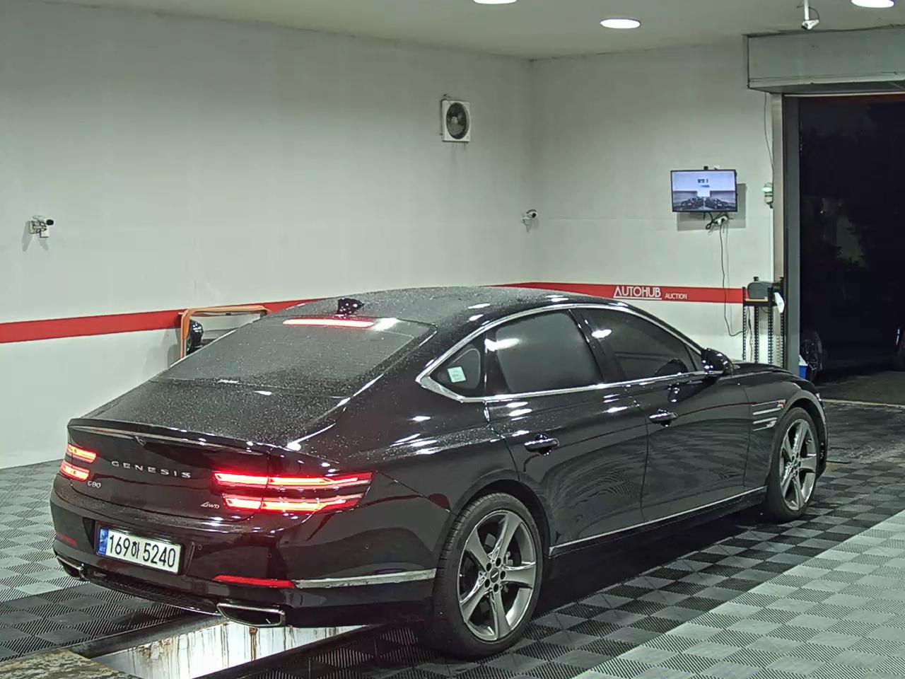 2022 - genesis g80