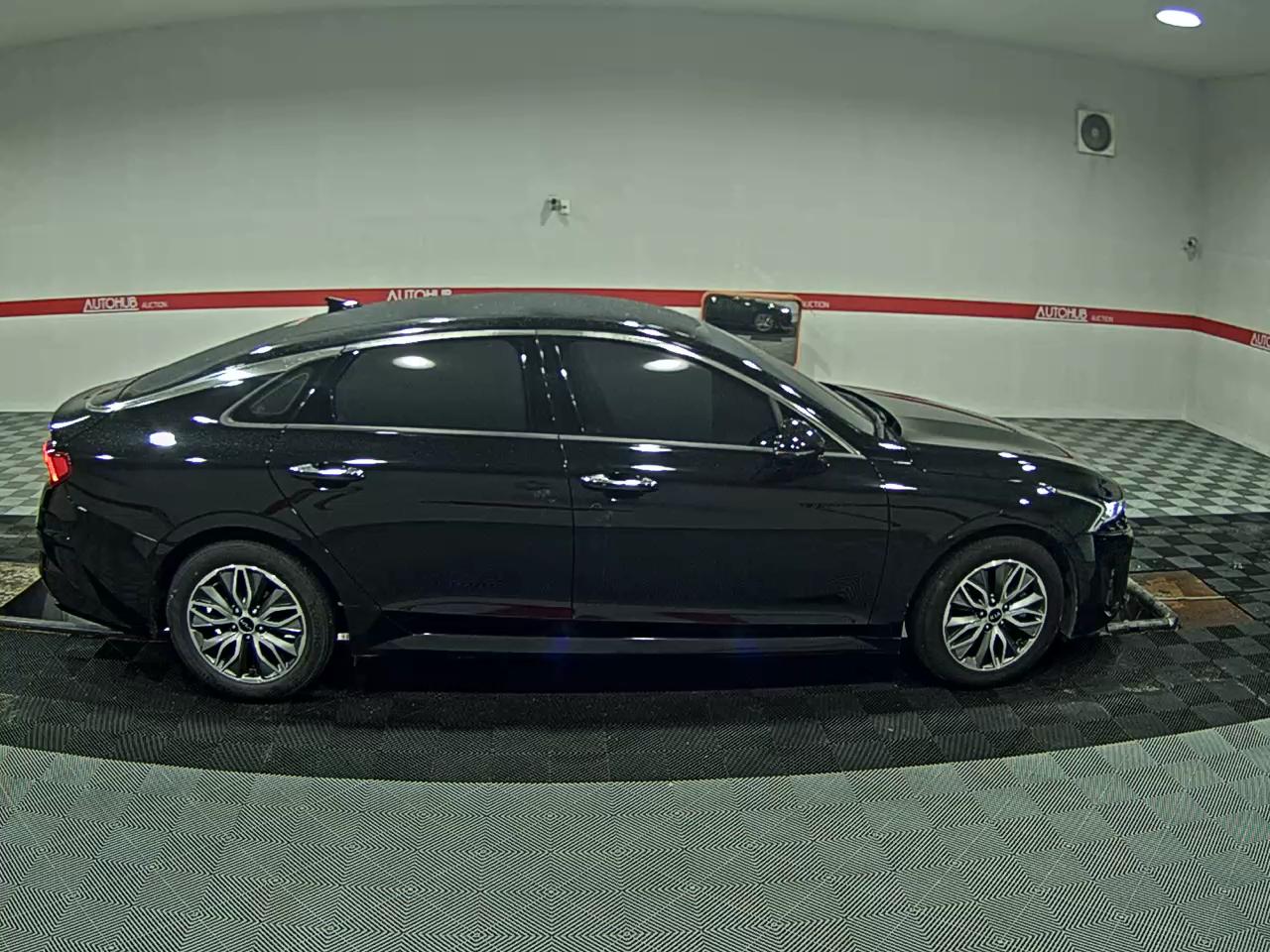 2023 - kia k5