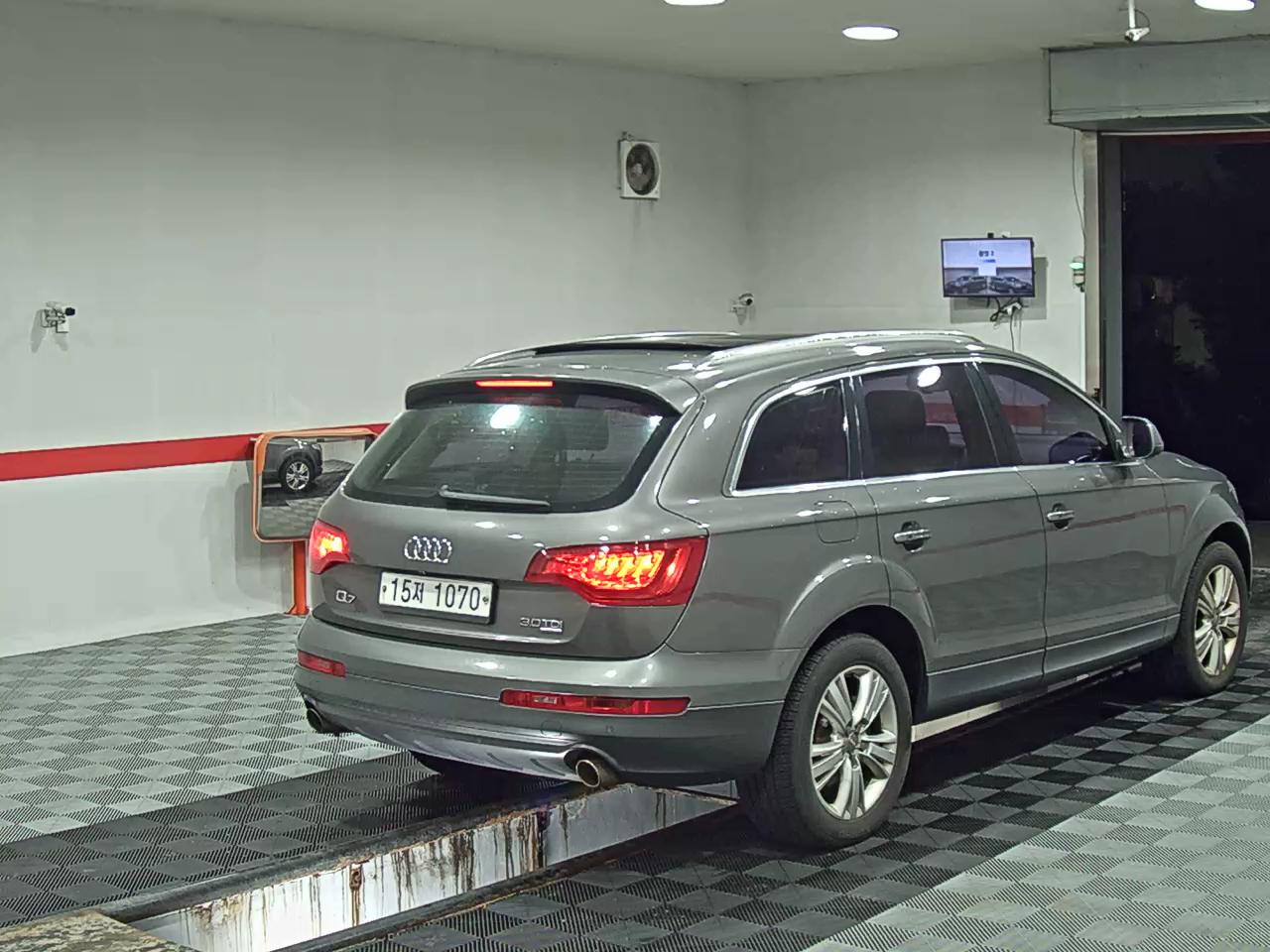 2010 - audi q7