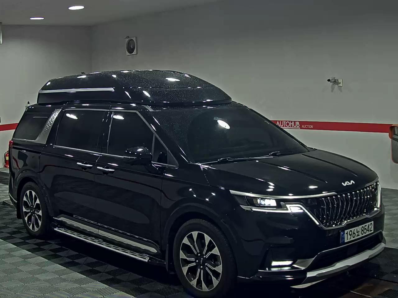 2022 - kia carnival