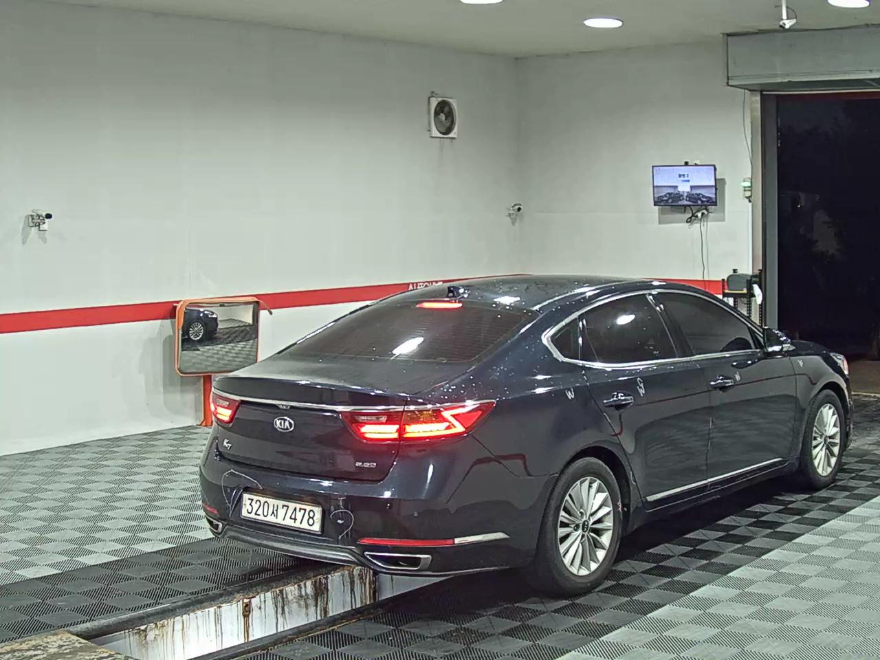 2017 - kia k7