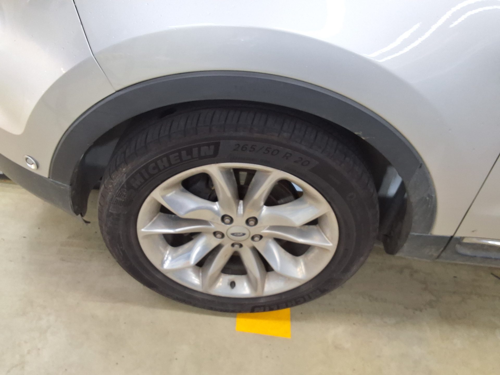 2013 - ford explorer