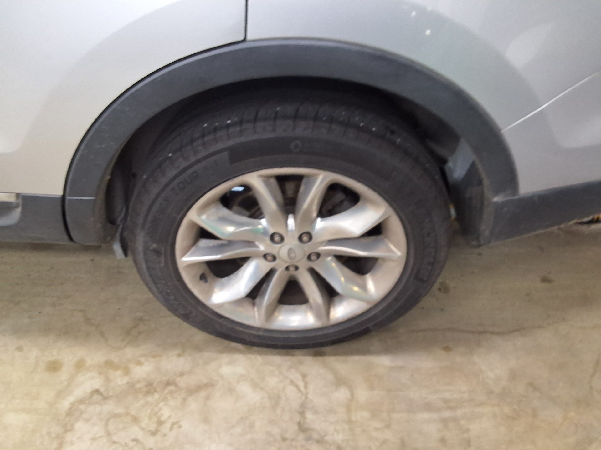 2013 - ford explorer