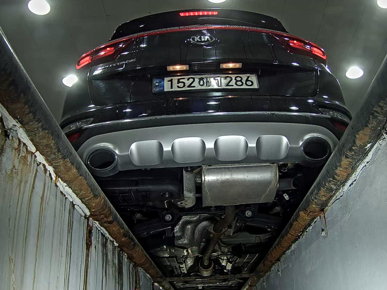 2021 - kia sportage