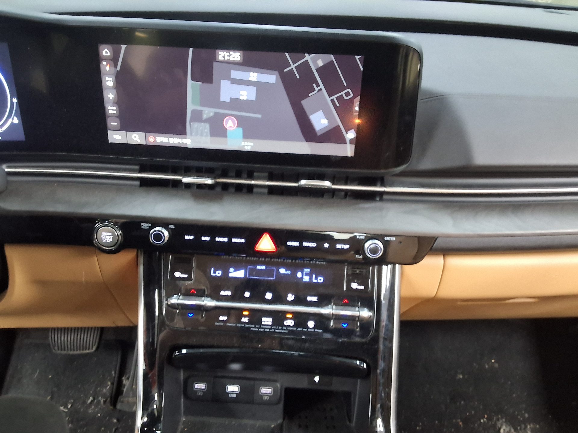 2023 - kia carnival