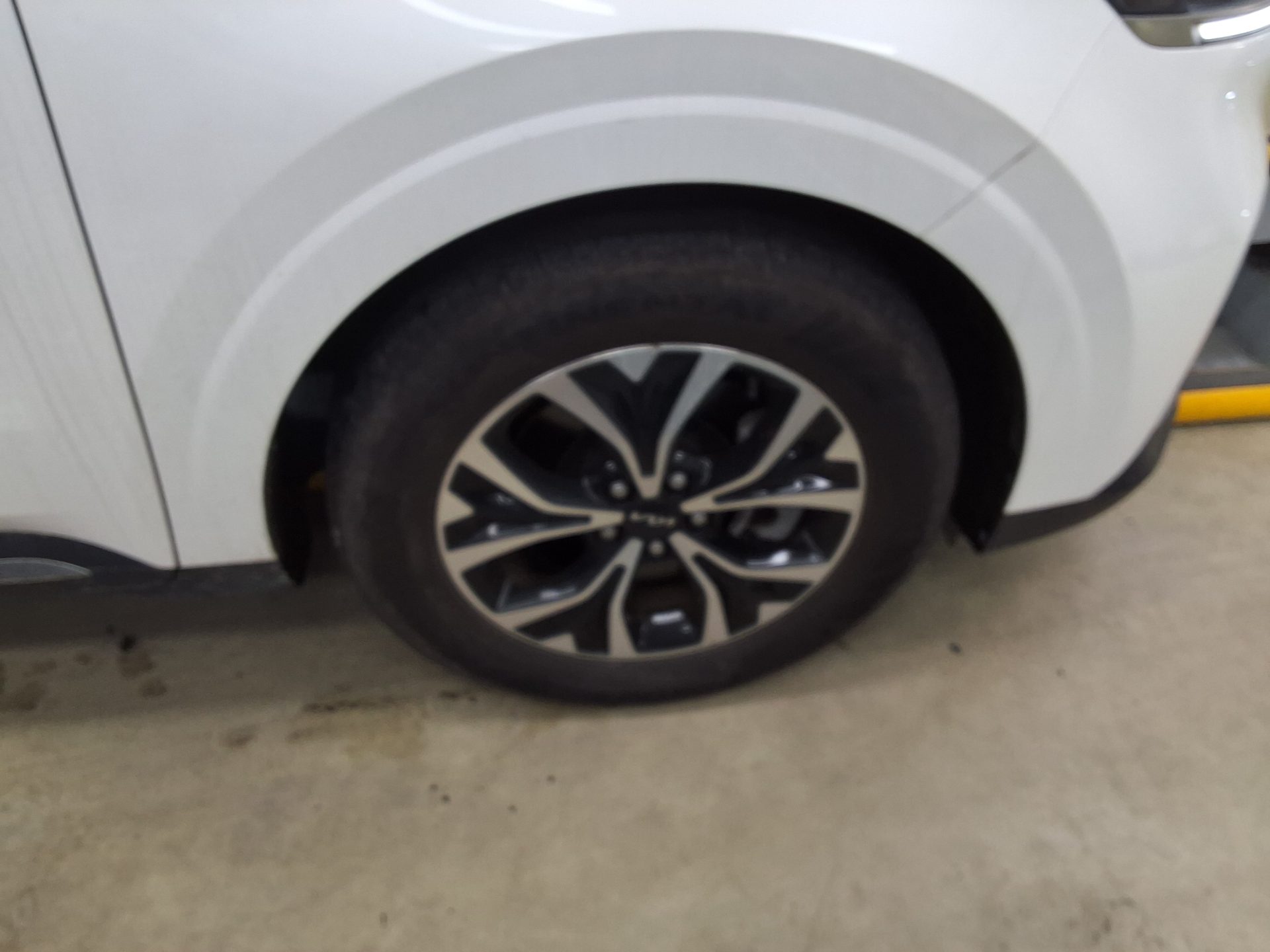 2023 - kia carnival