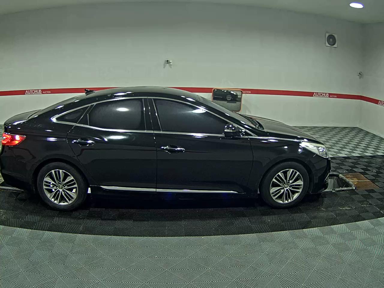 2016 - hyundai grandeur
