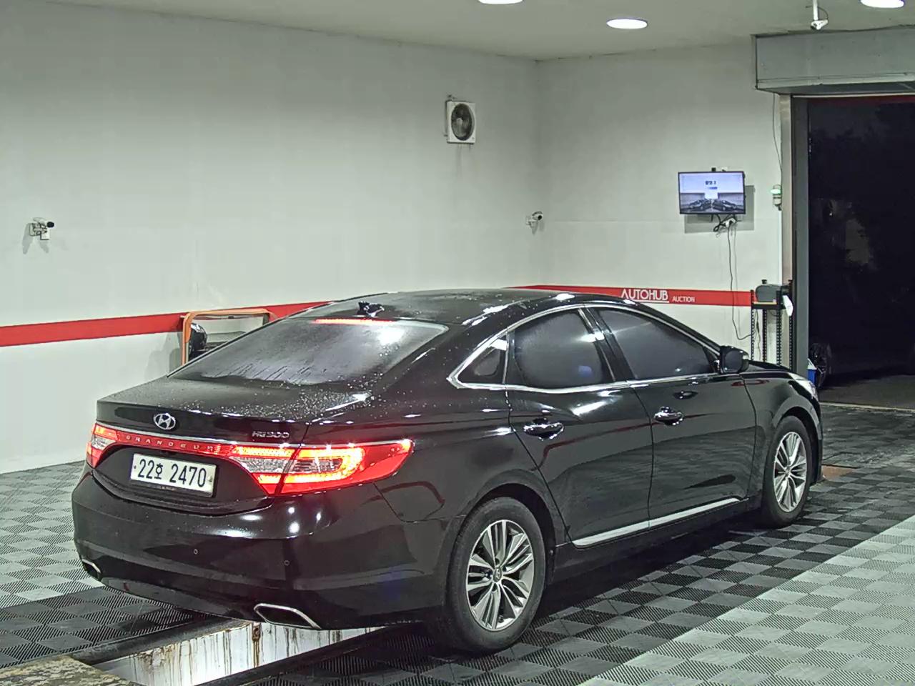 2016 - hyundai grandeur