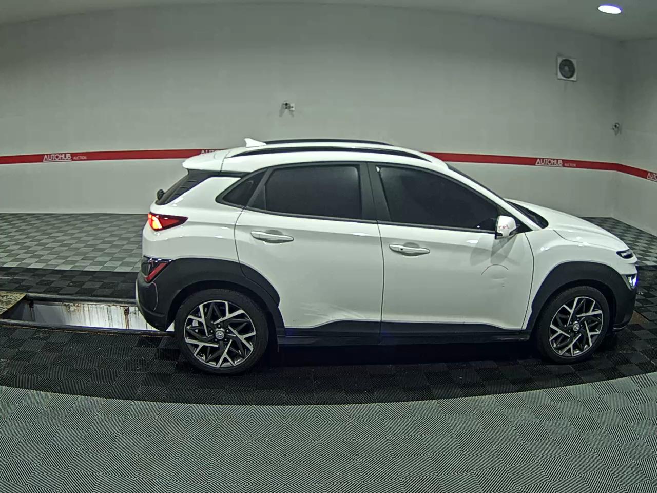 2023 - hyundai kona