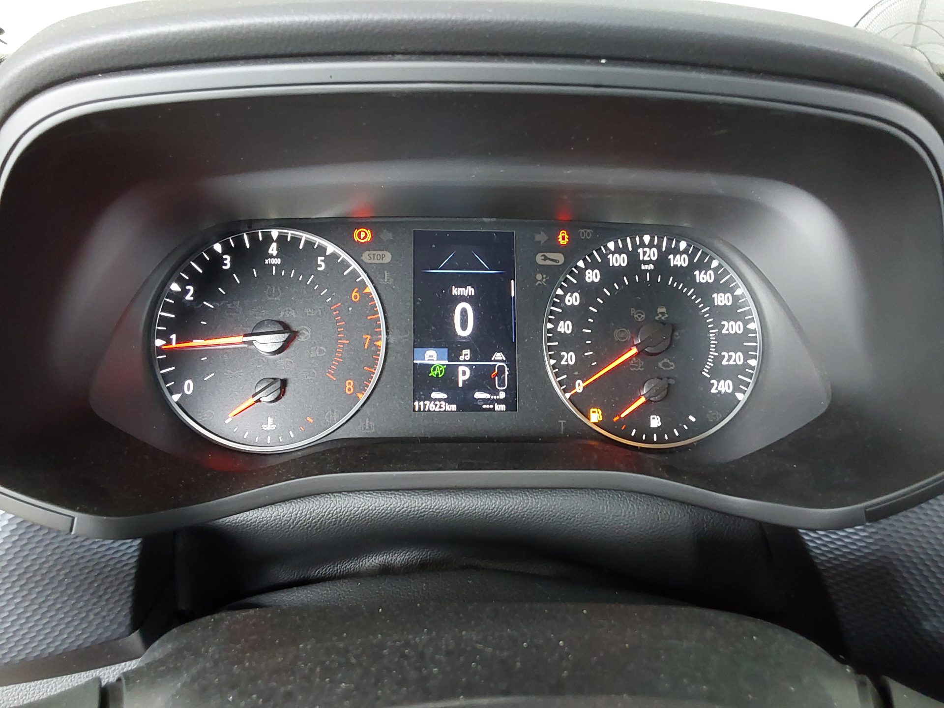 2021 - renault xm3