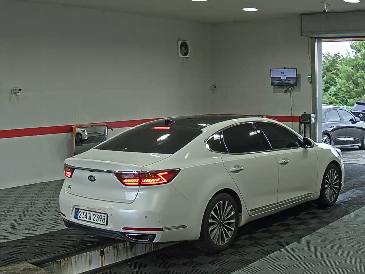 2018 - kia k7
