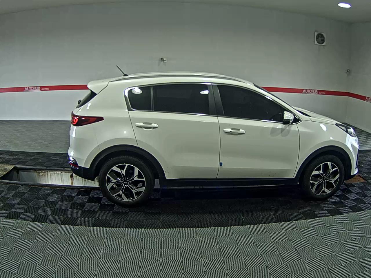 2020 - kia sportage