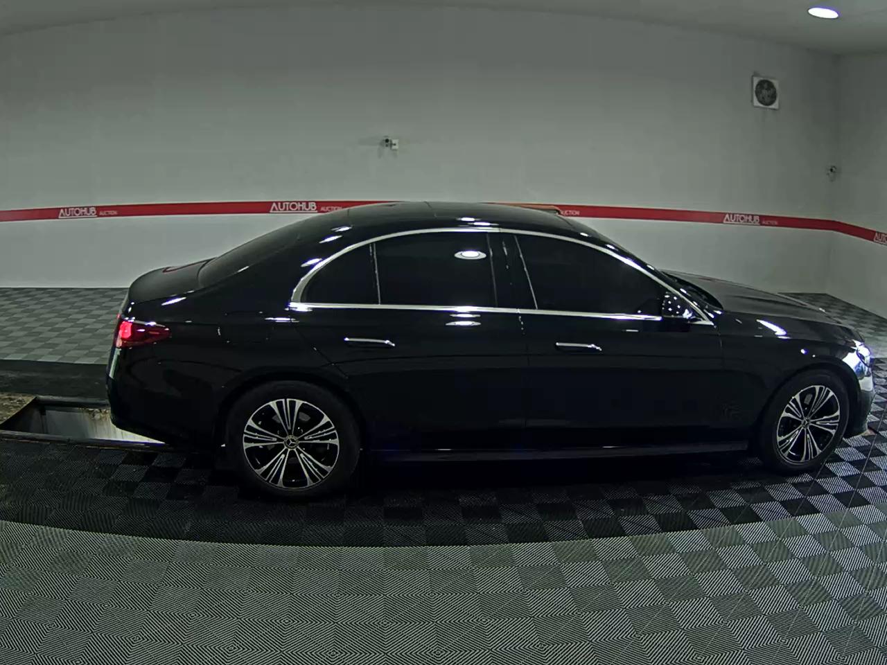2024 - mercedes-benz e-class (6th gen)