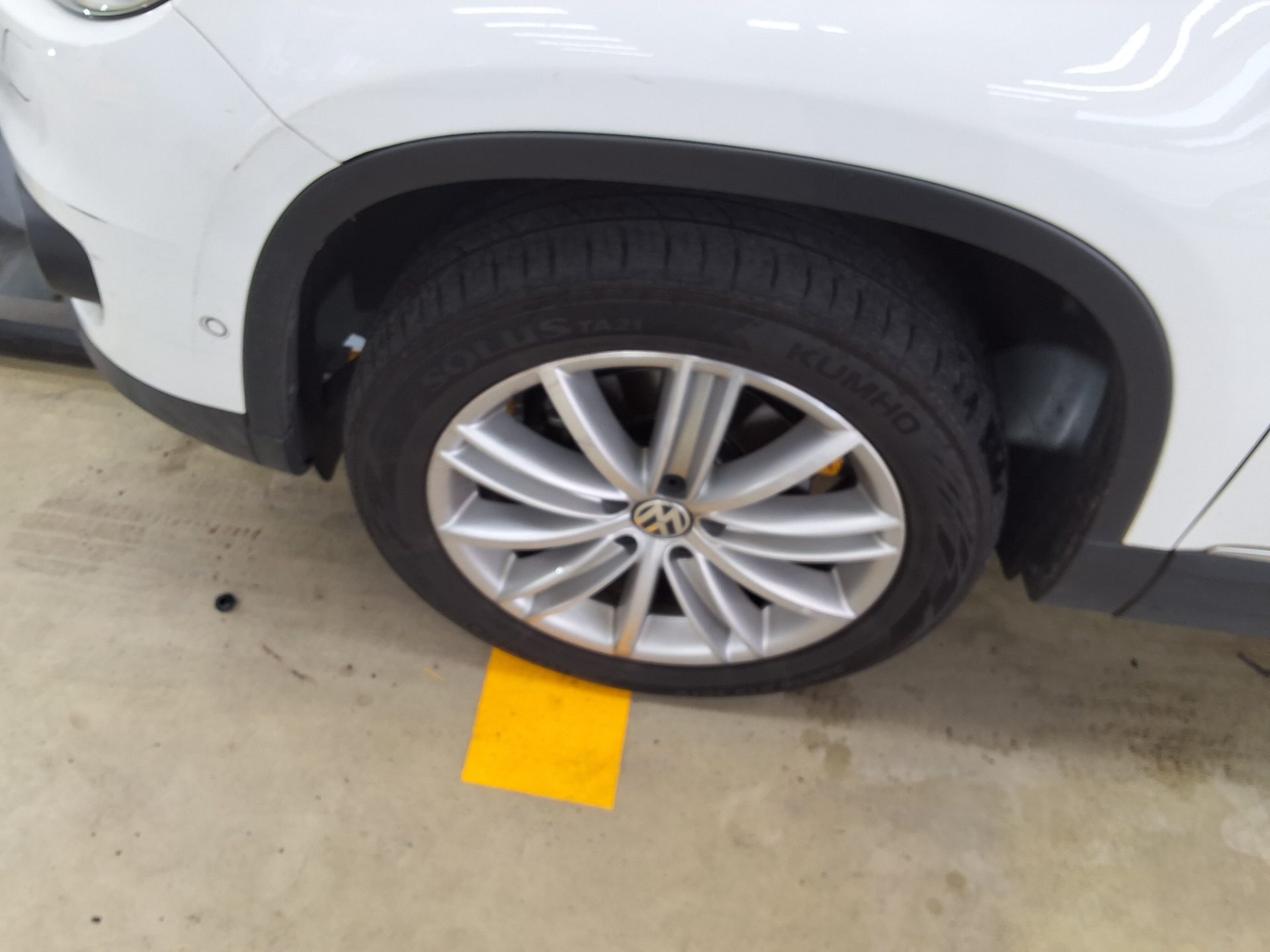 2016 - volkswagen tiguan