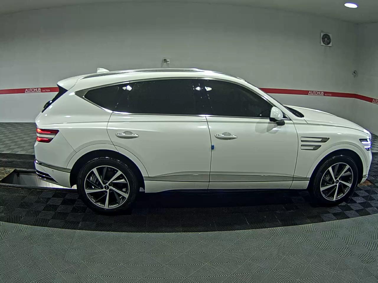 2024 - genesis gv80