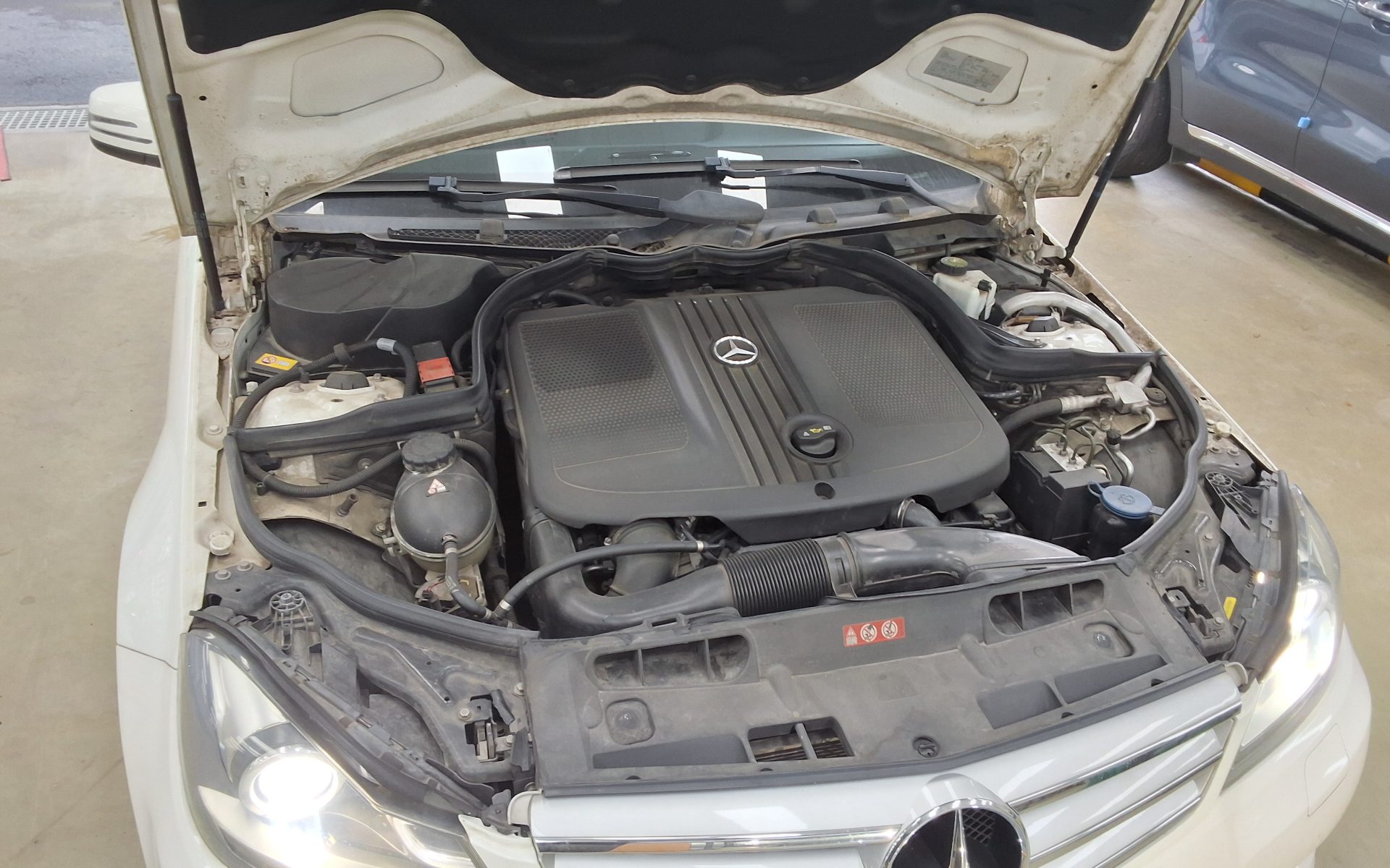 2013 - mercedes-benz c220