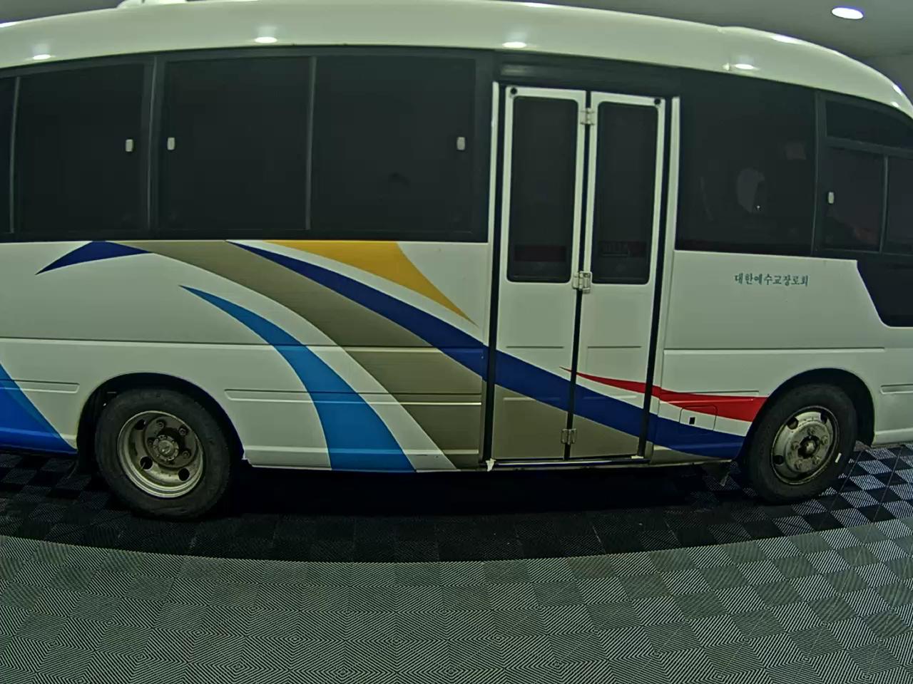 2008 - hyundai county