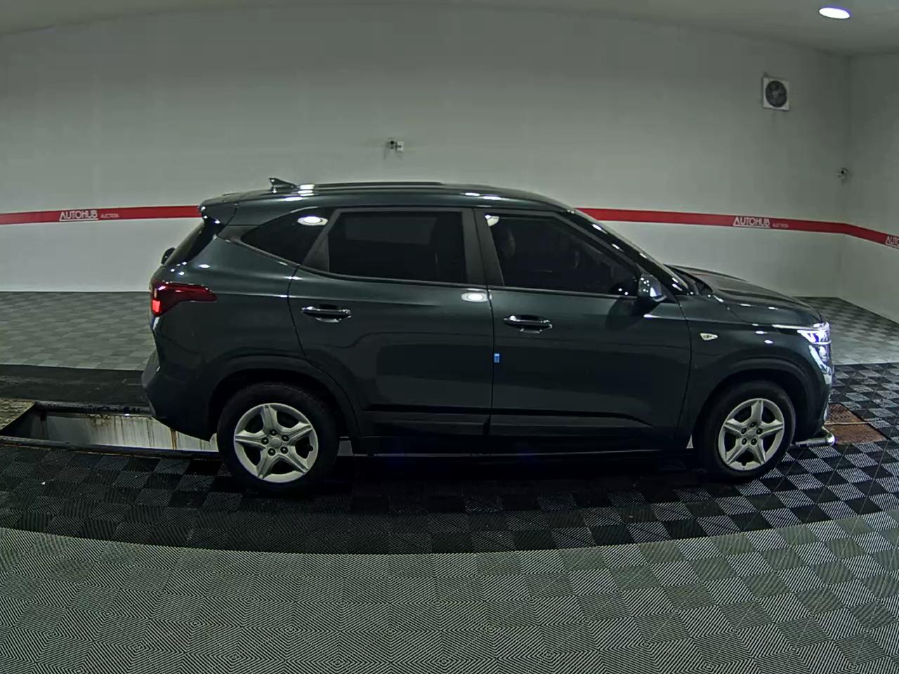 2023 - kia seltos