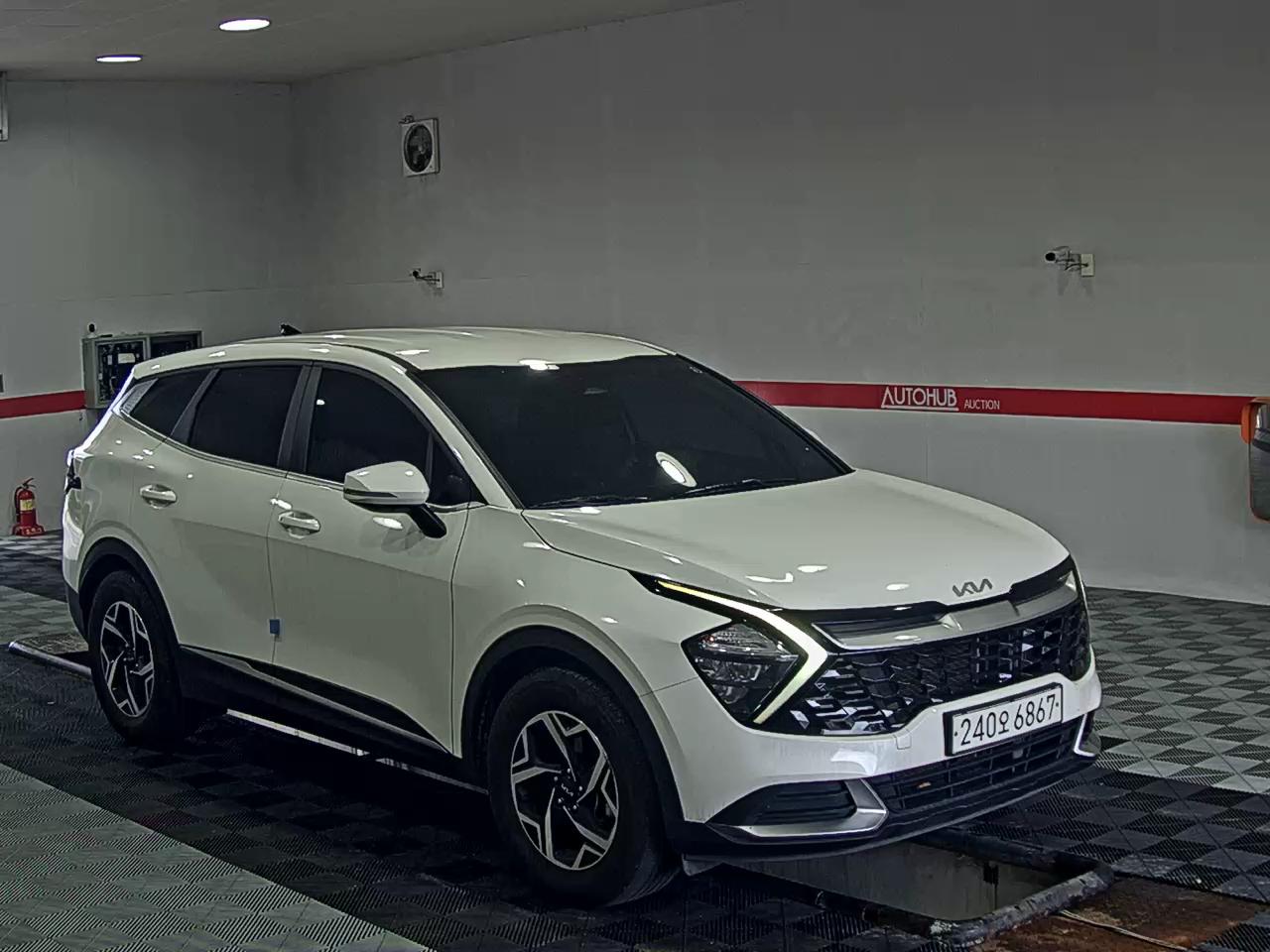 2023 - kia sportage