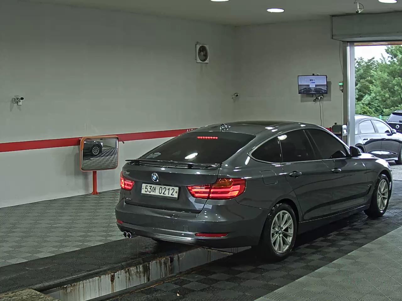 2016 - bmw gran turismo