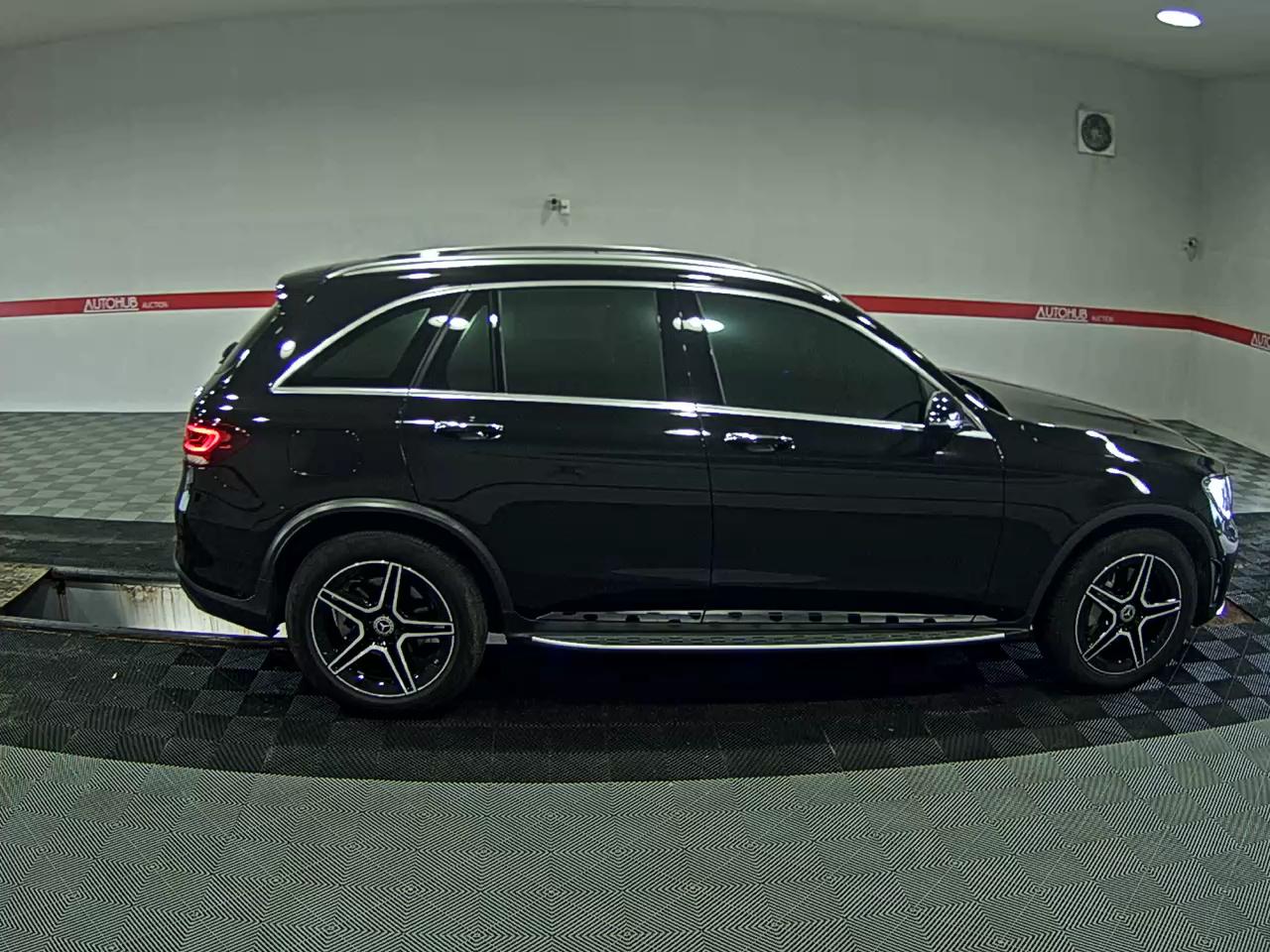 2022 - mercedes-benz glc 300