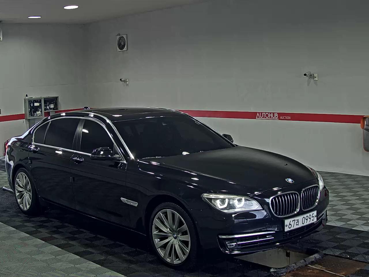 2015 - bmw m7