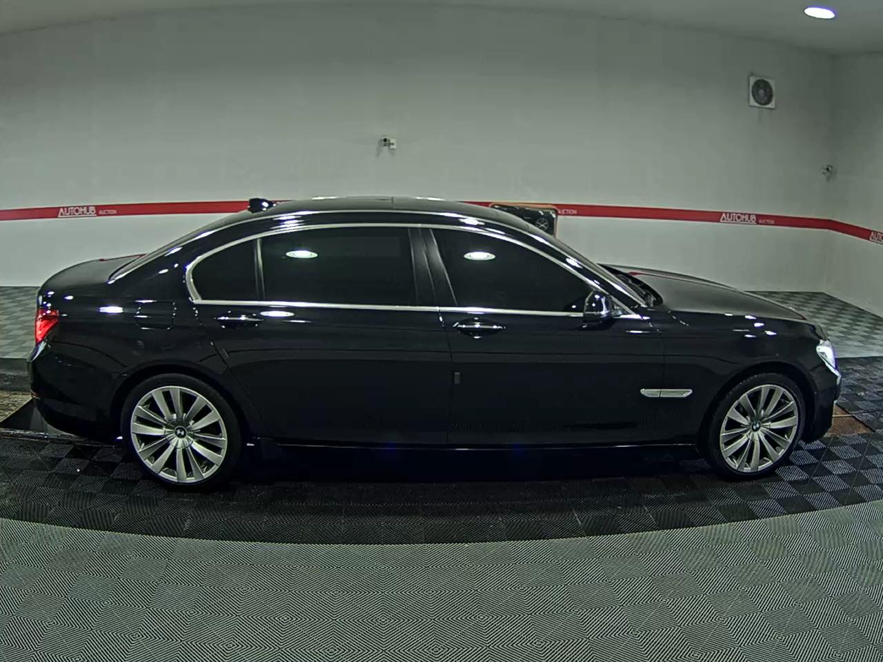 2015 - bmw m7