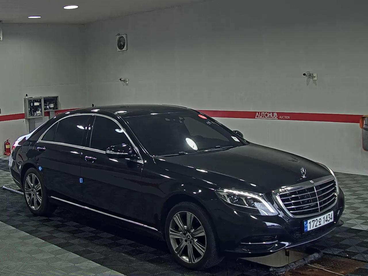 مرسيدس بنز S Class (6Th Gen) S500L 2015 s500l