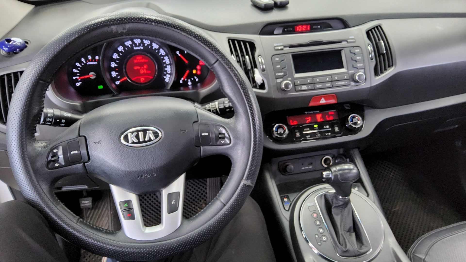 2011 - kia sportage