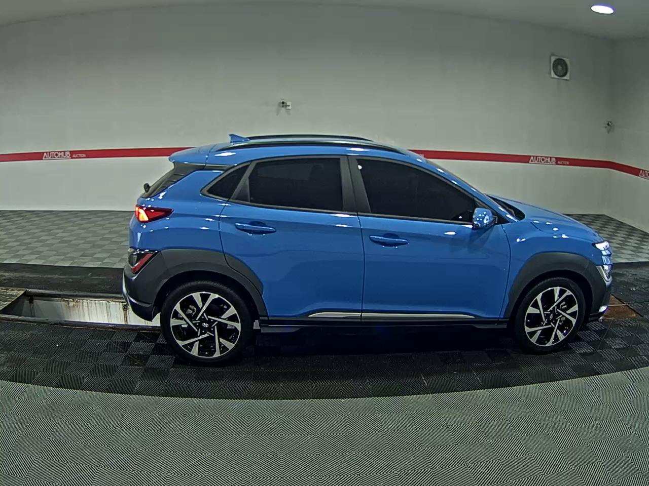 2021 - hyundai kona