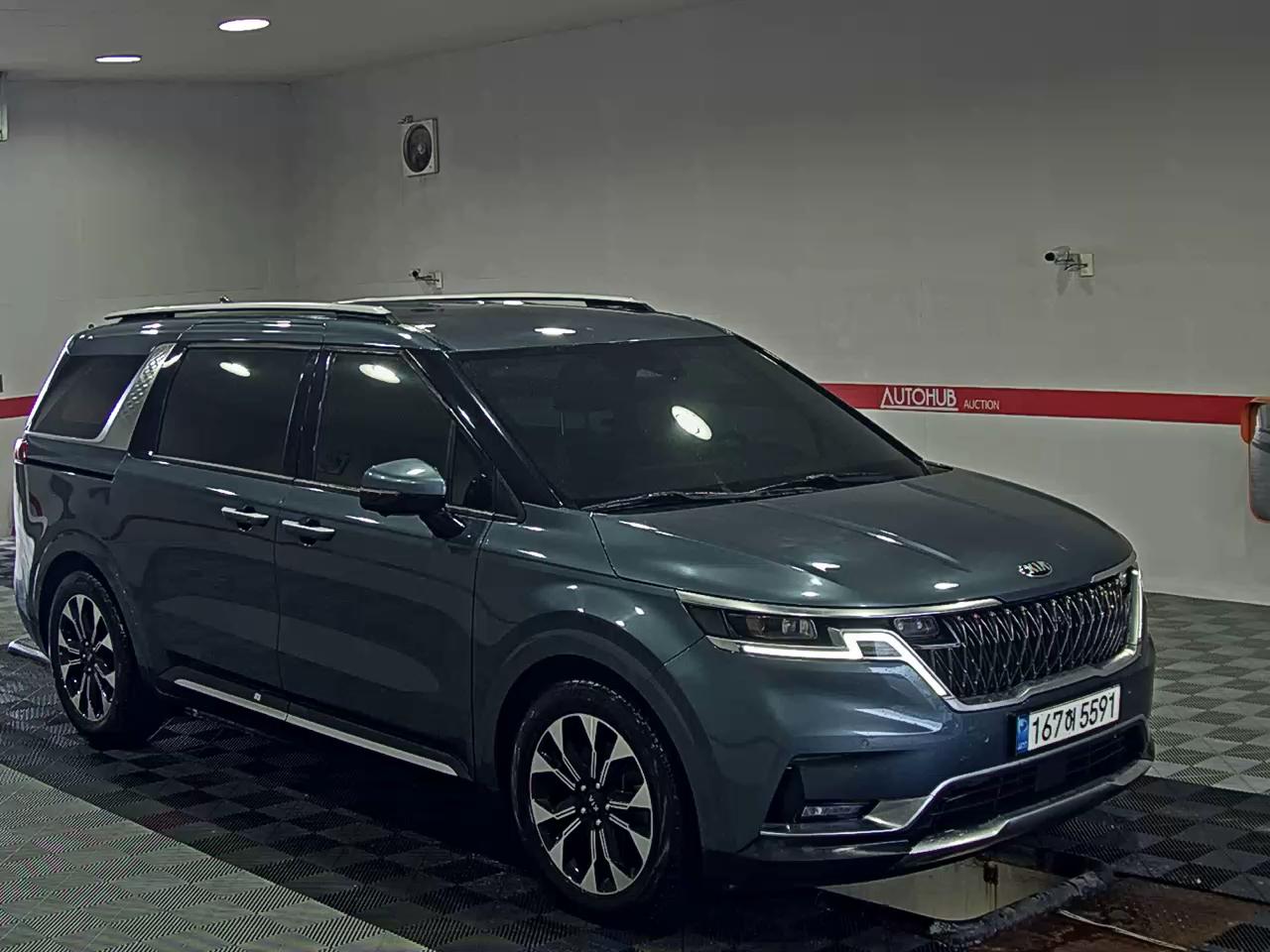 2021 - kia carnival