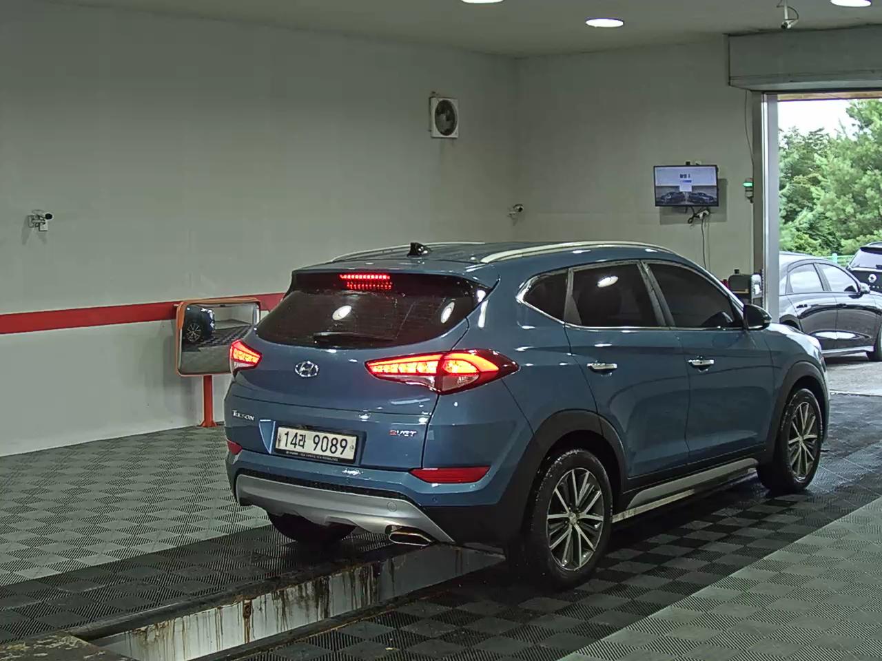2017 - hyundai tucson