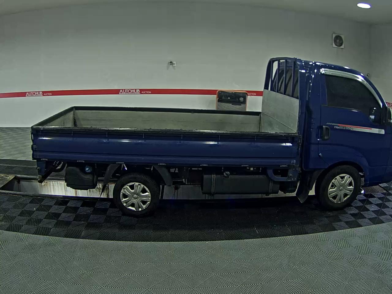 2022 - kia bongo