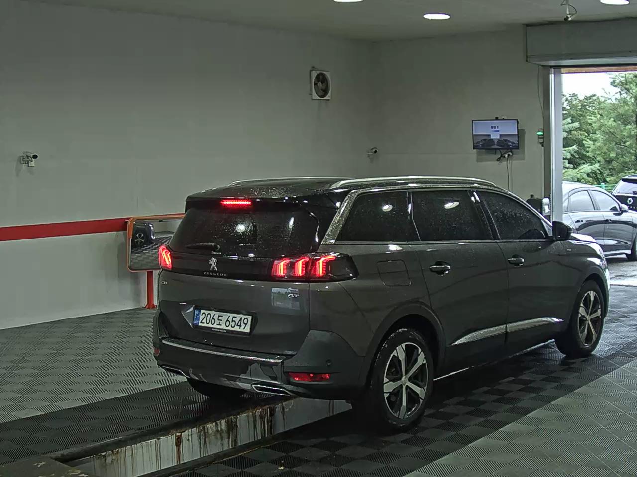 بيجو 5008 (2Nd Gen) 1.2 Gt 2022 GT