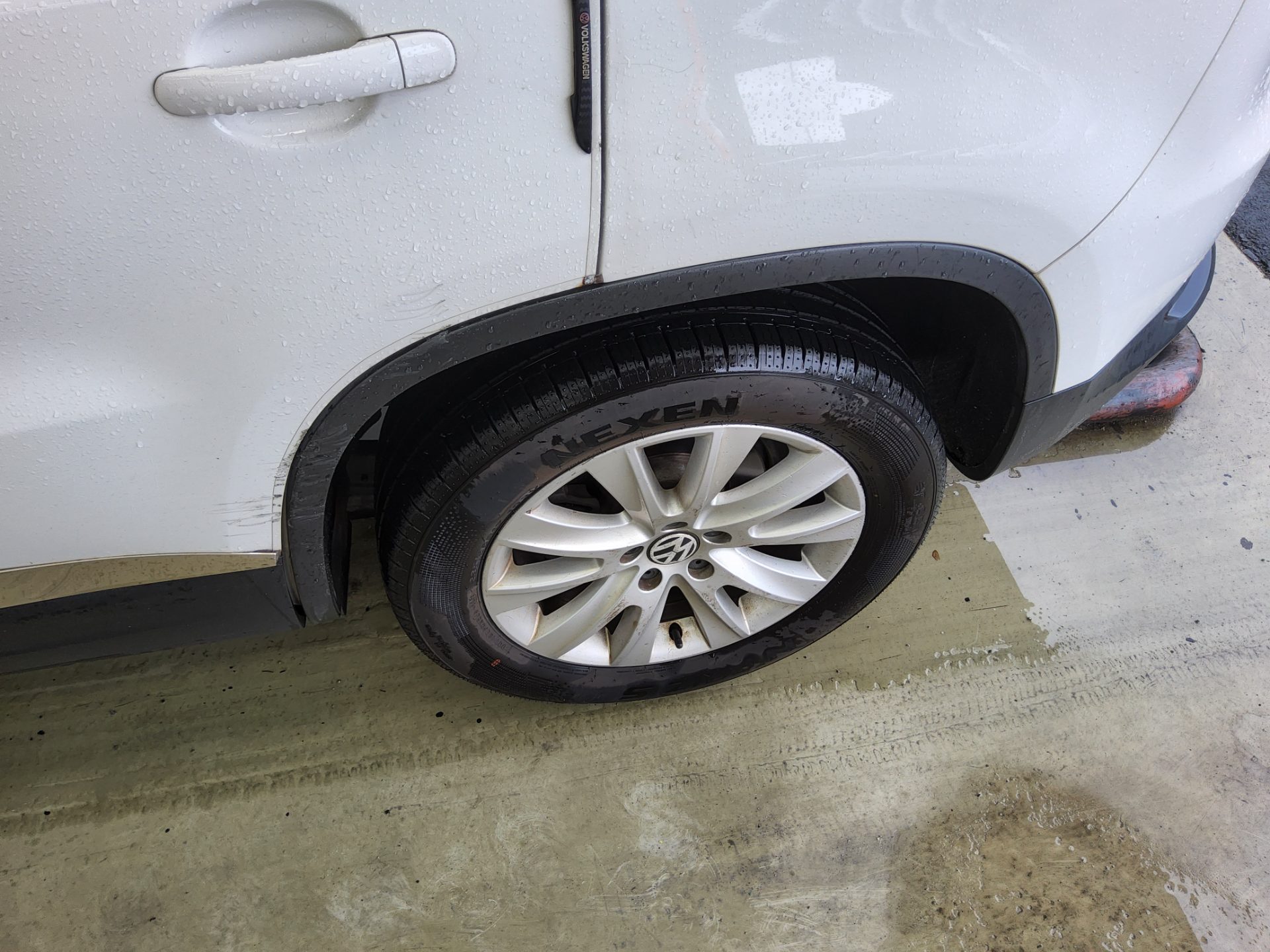2010 - volkswagen tiguan