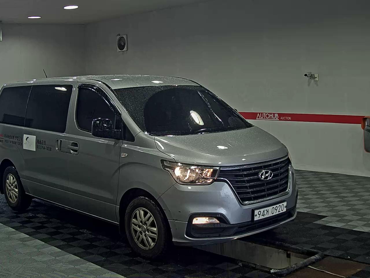 2019 - hyundai grand starex