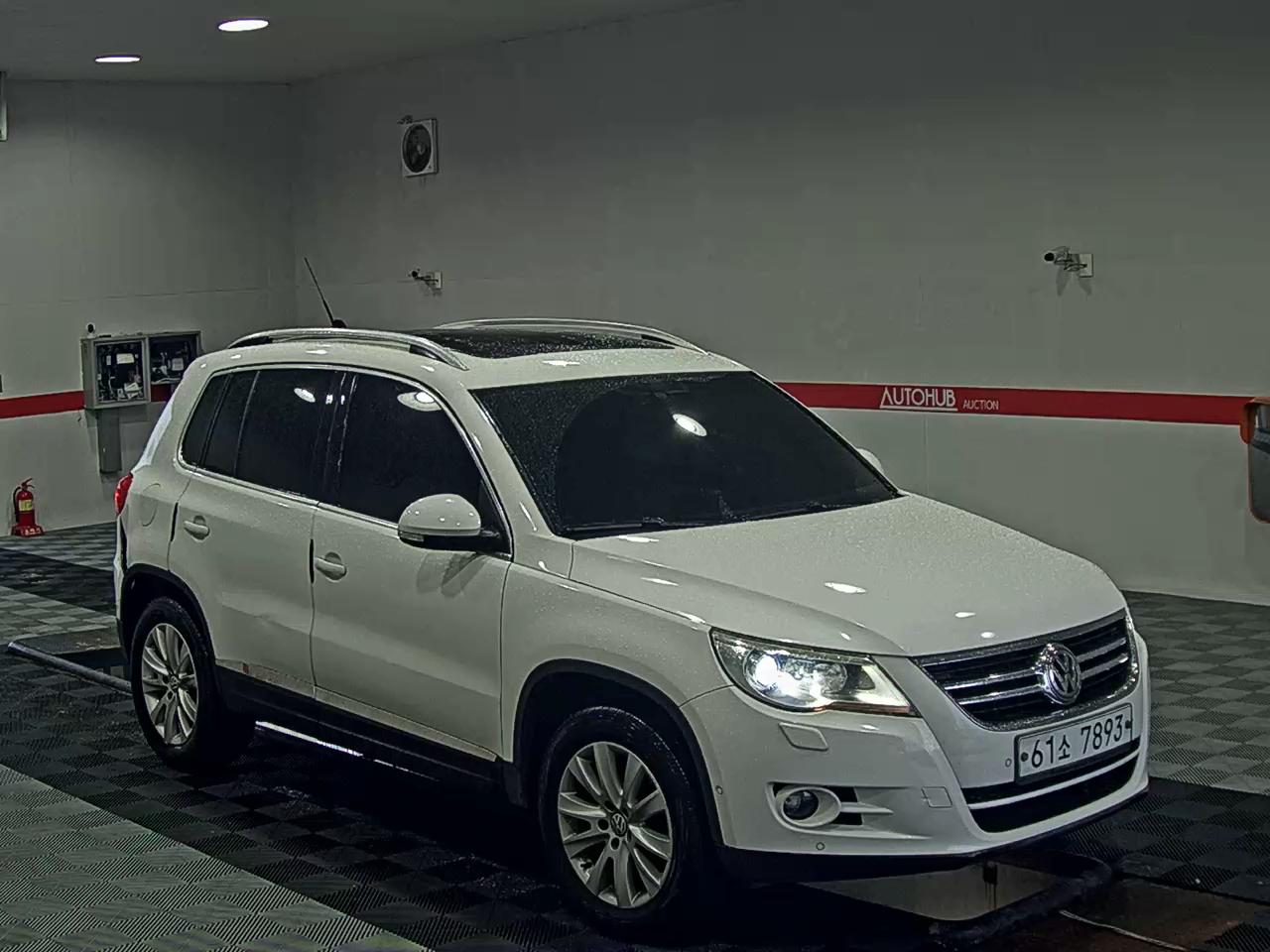 2010 - volkswagen tiguan