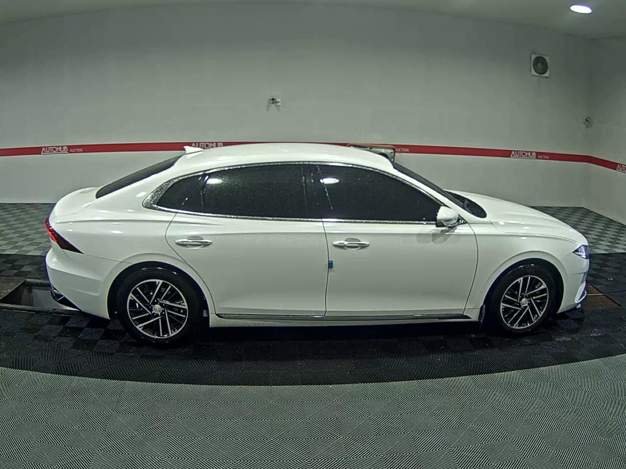 2020 - hyundai grandeur
