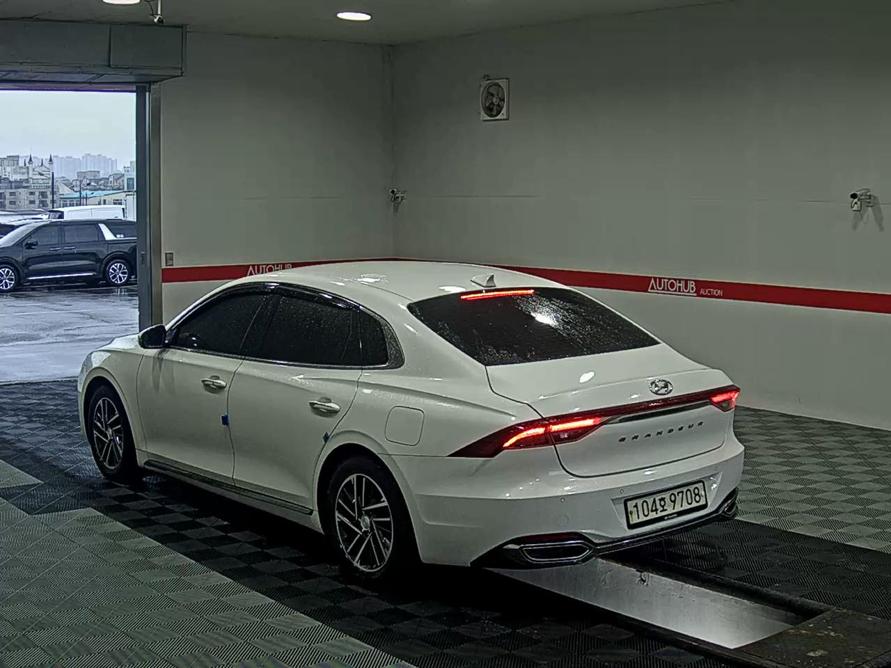2020 - hyundai grandeur