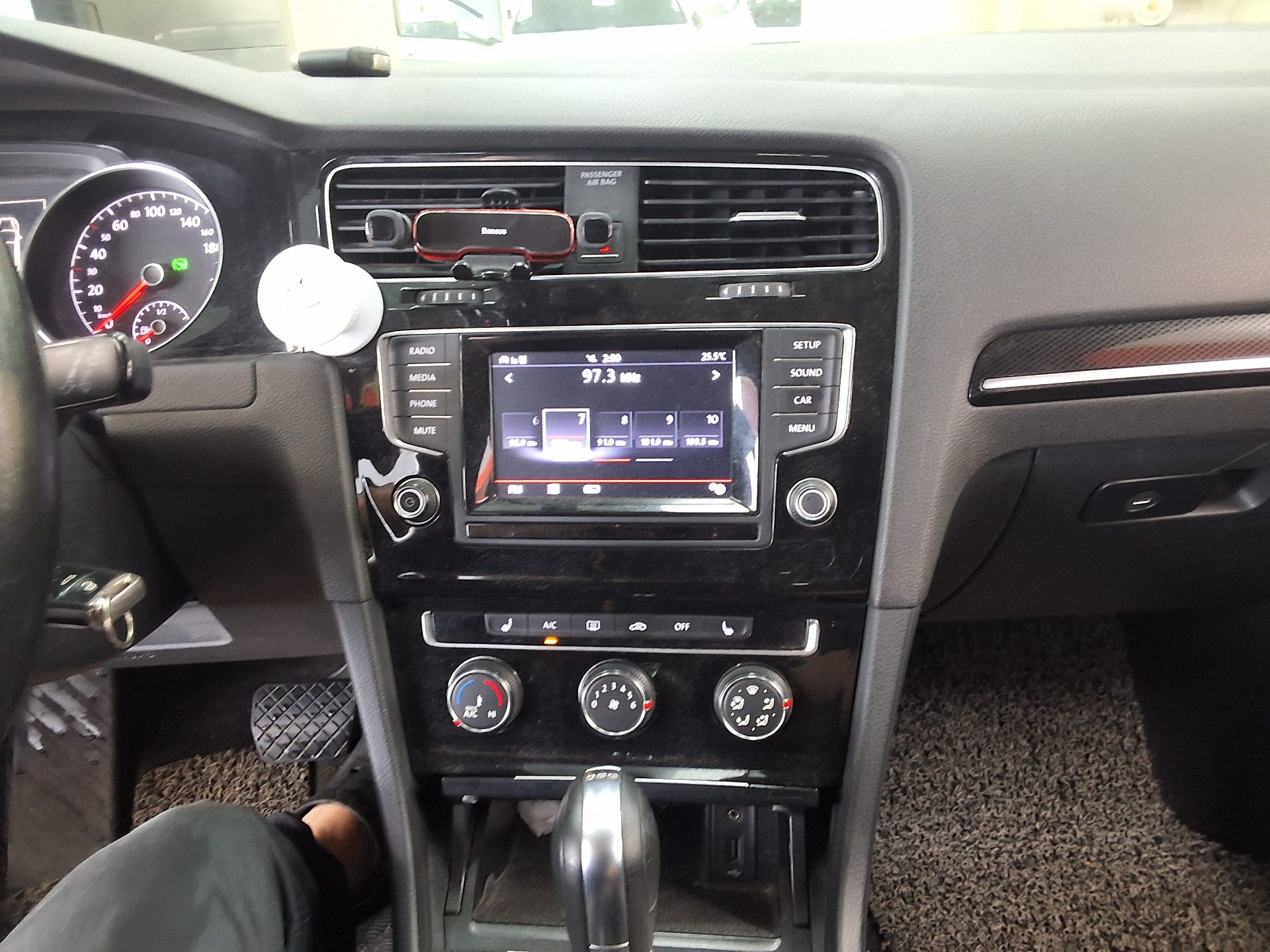 2014 - volkswagen golf