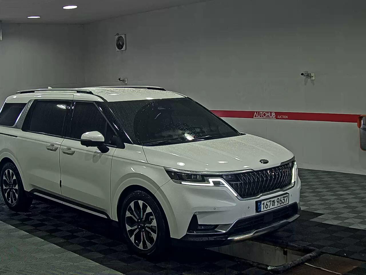 2021 - kia carnival