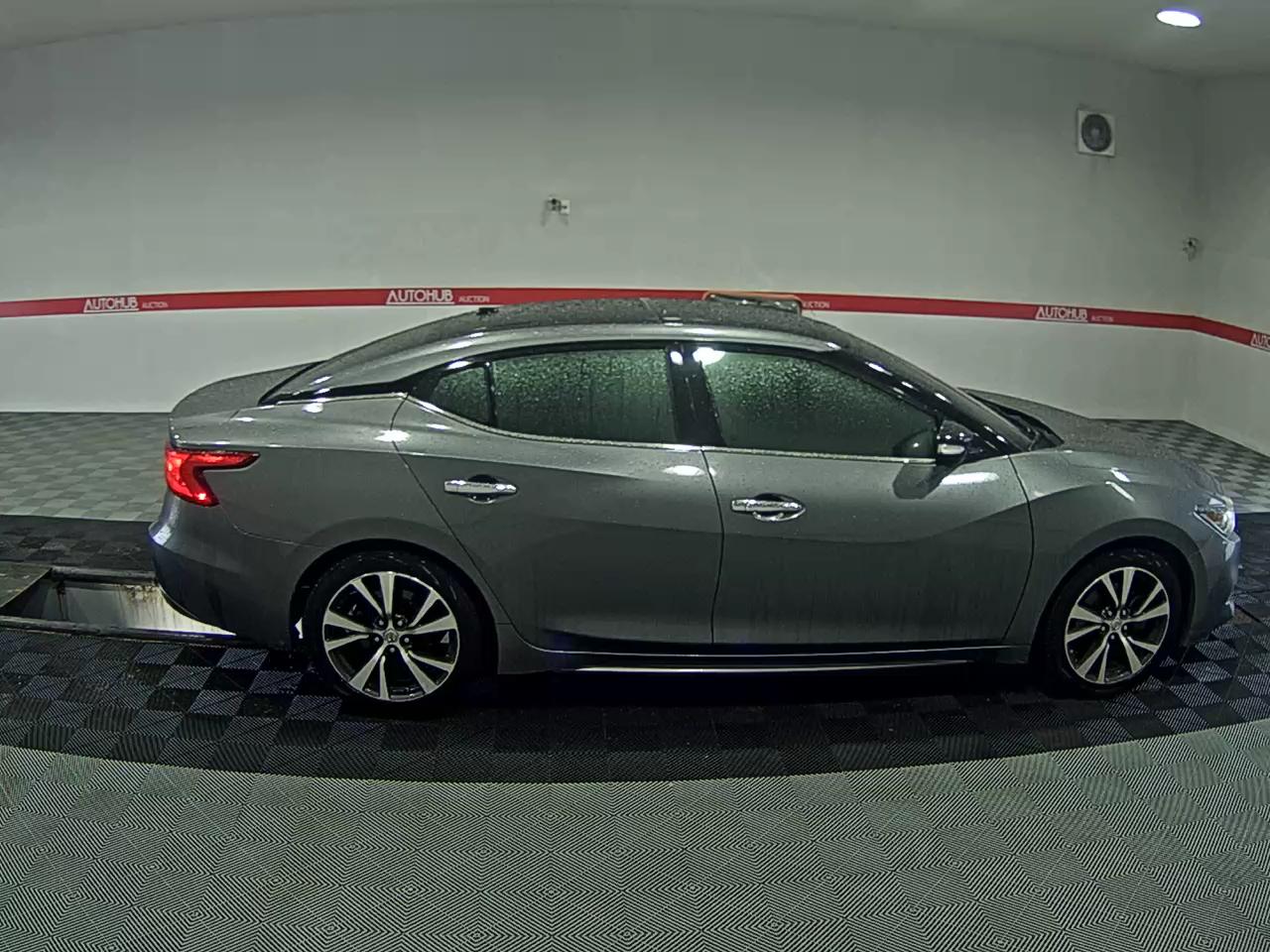 2016 - nissan maxima