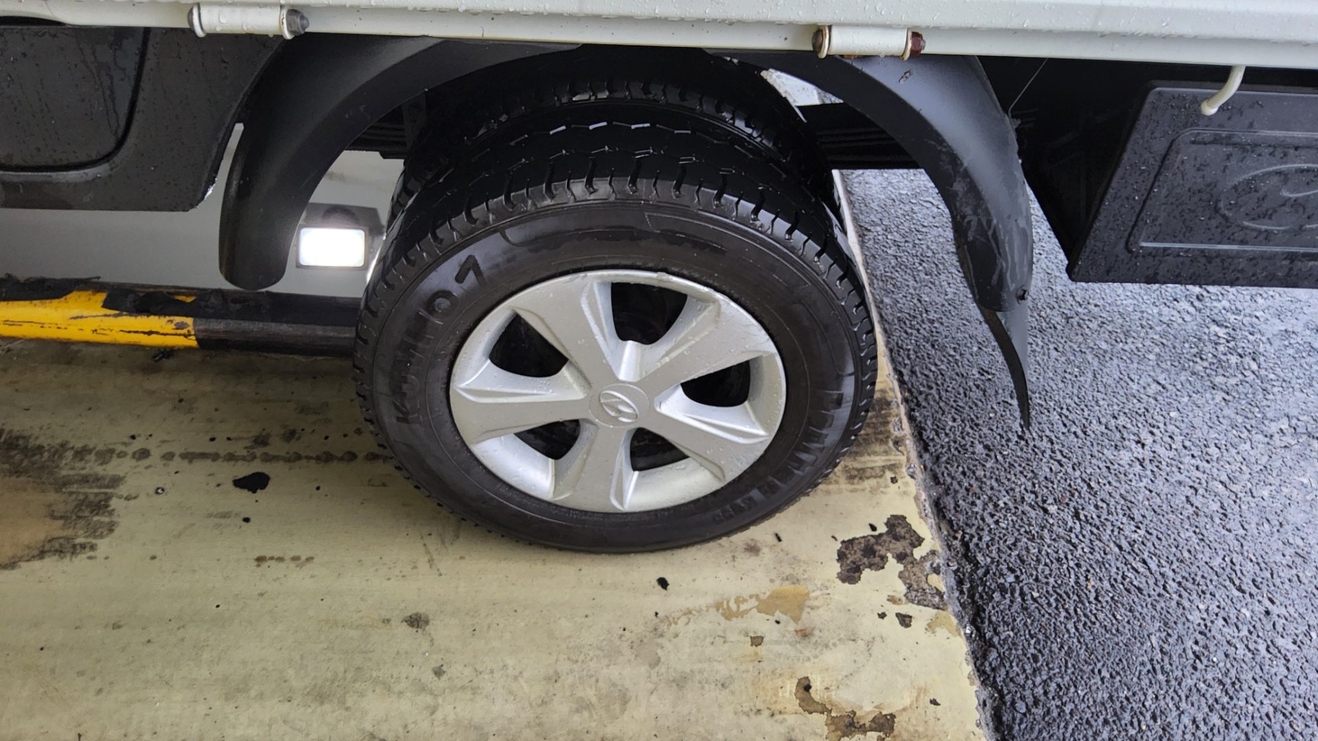 2013 - hyundai porter
